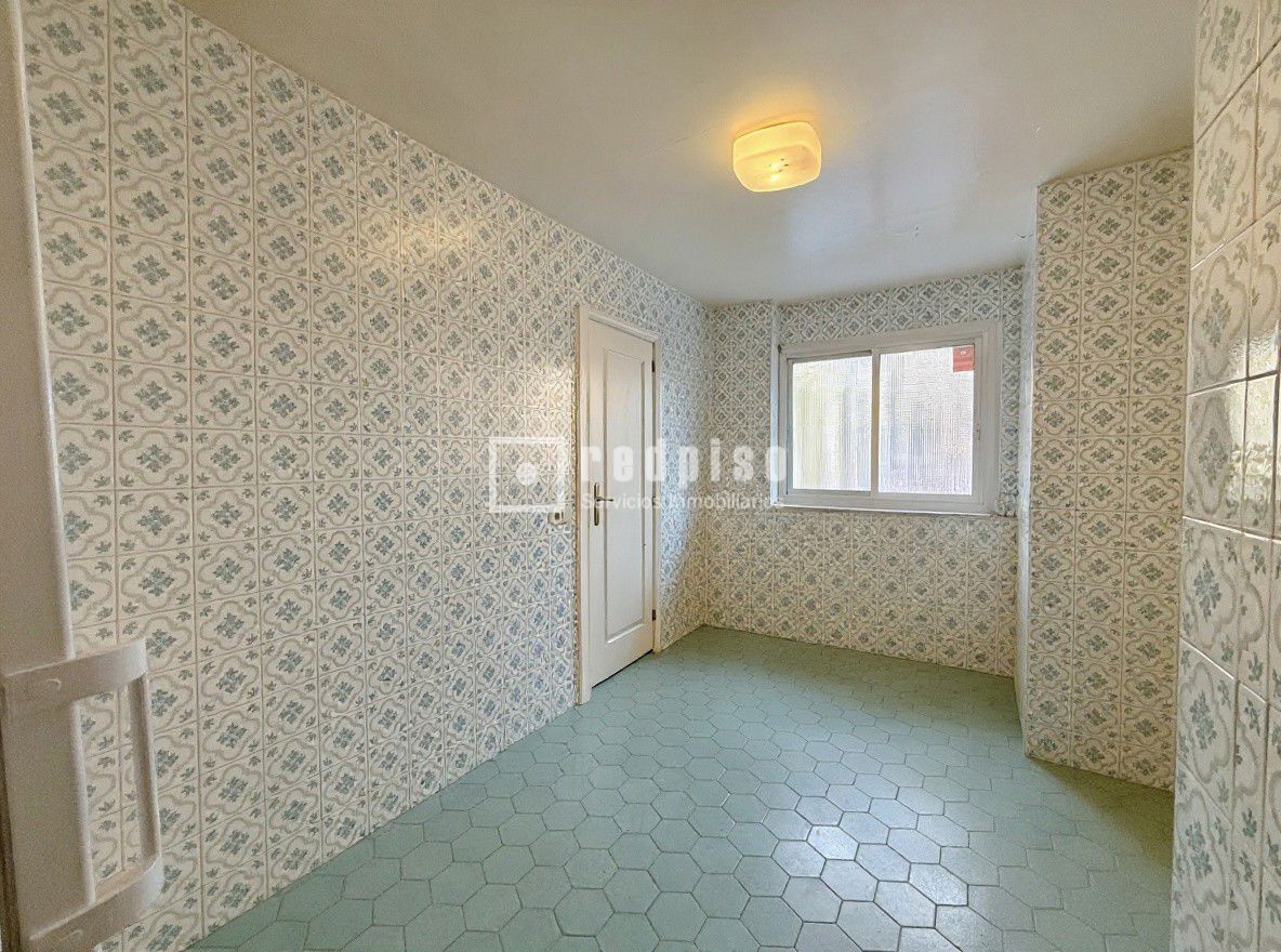 Piso en venta en avenida Del General Perón, Tetuán, Madrid 14/35