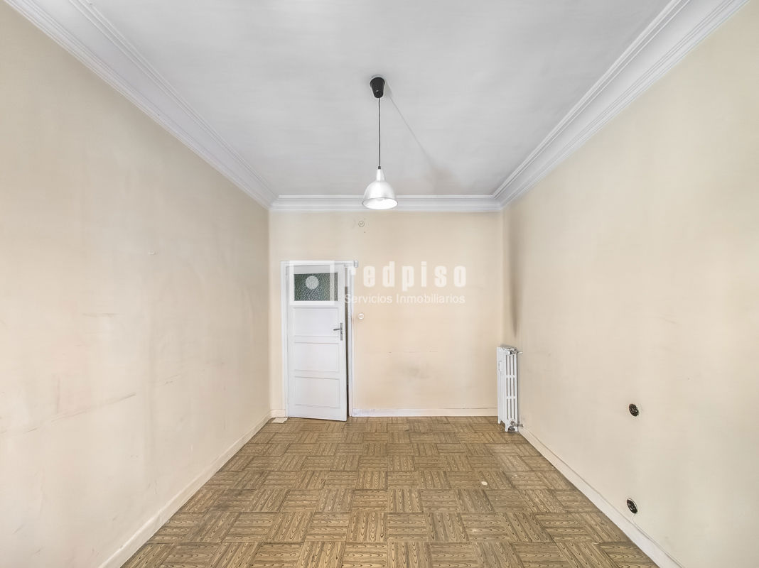 Piso en venta en calle De Antonio Toledano, Madrid, Madrid 20/36