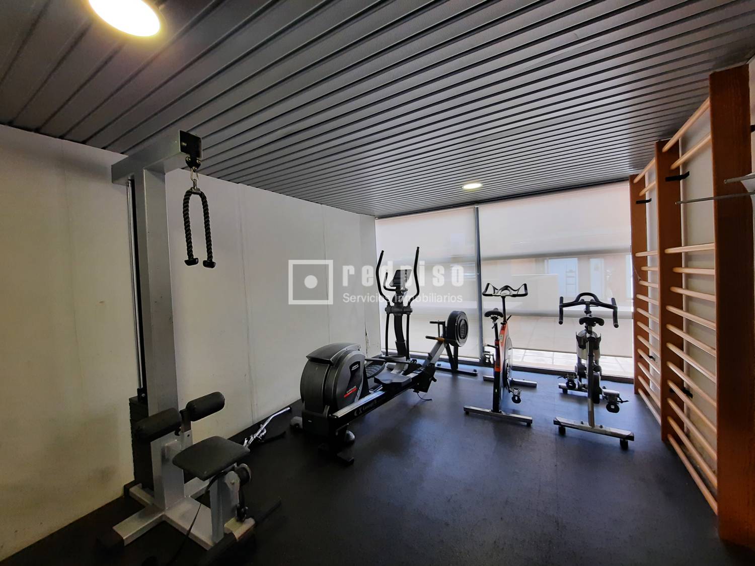 Piso en alquiler en  avenida de Isabel de Valois, Madrid  42/48