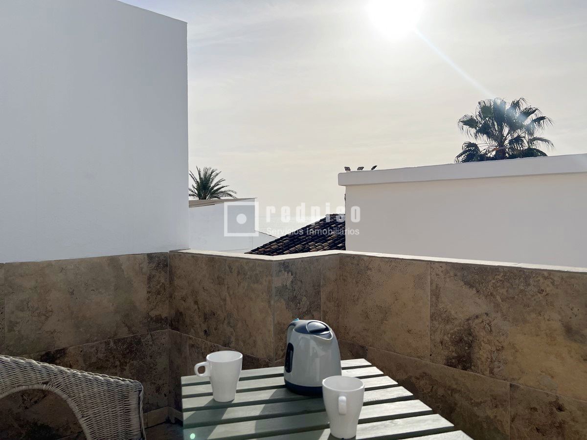 Edificio en venta en calle De Victoria, La Cala Del Moral, Málaga 27/55