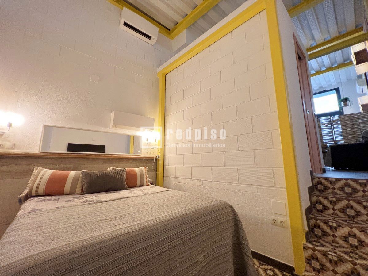 Edificio en venta en calle De Victoria, La Cala Del Moral, Málaga 55/55