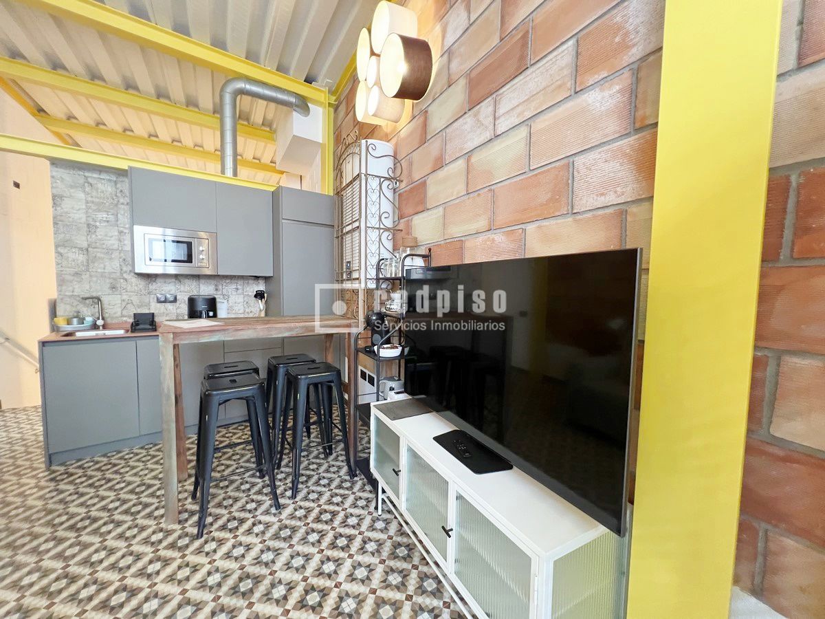 Edificio en venta en calle De Victoria, La Cala Del Moral, Málaga 50/55