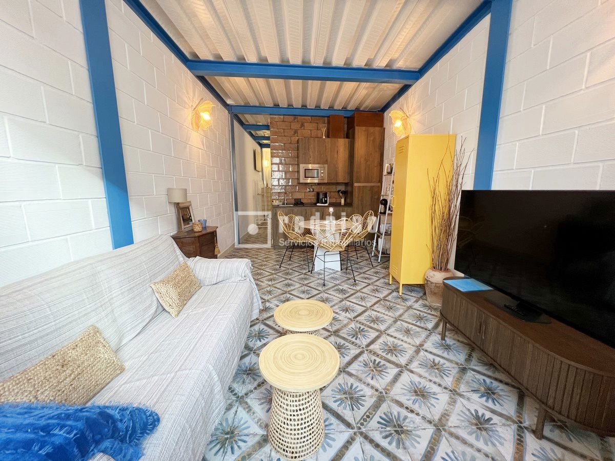 Edificio en venta en calle De Victoria, La Cala Del Moral, Málaga 4/55