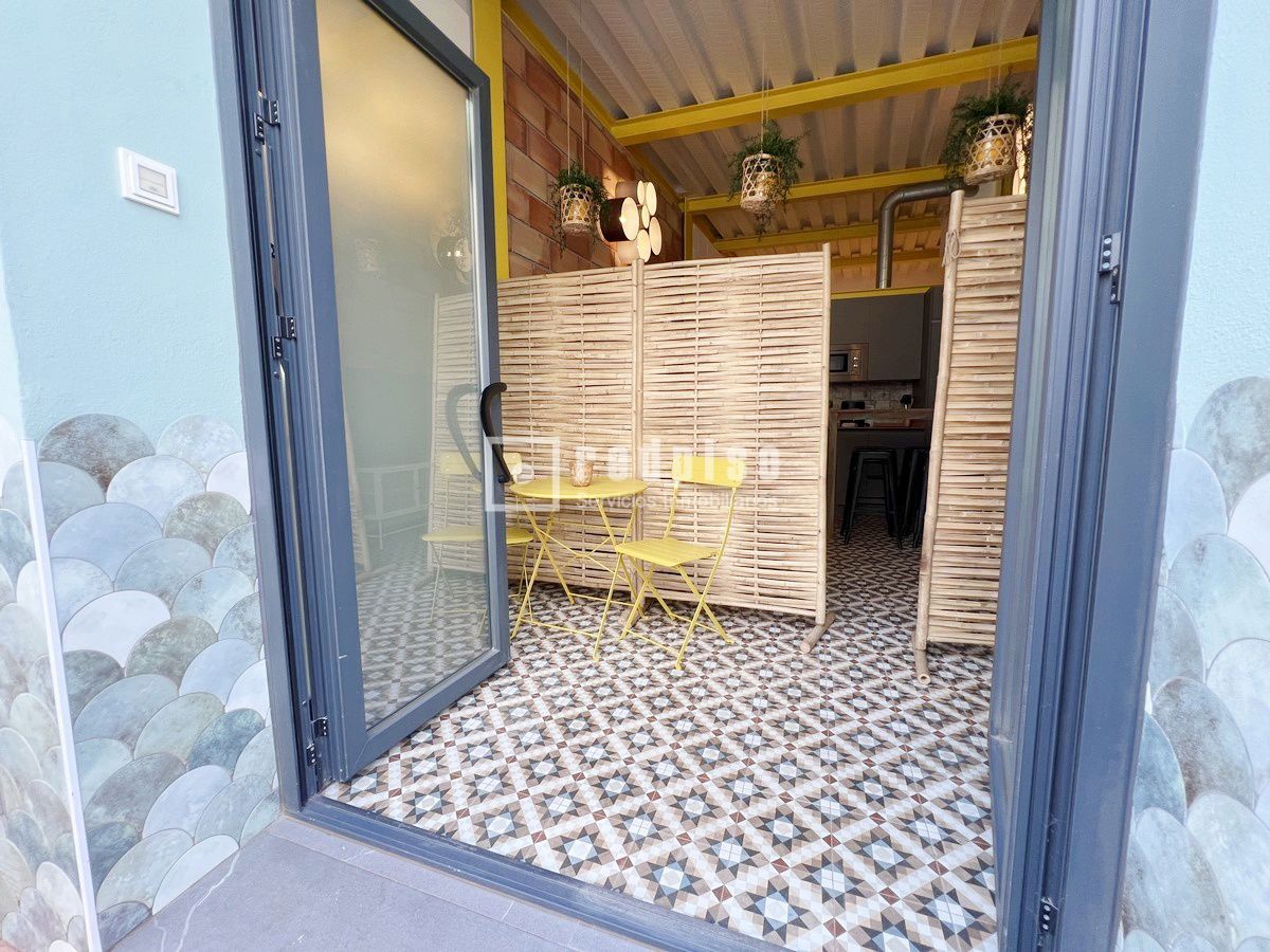 Edificio en venta en calle De Victoria, La Cala Del Moral, Málaga 45/55