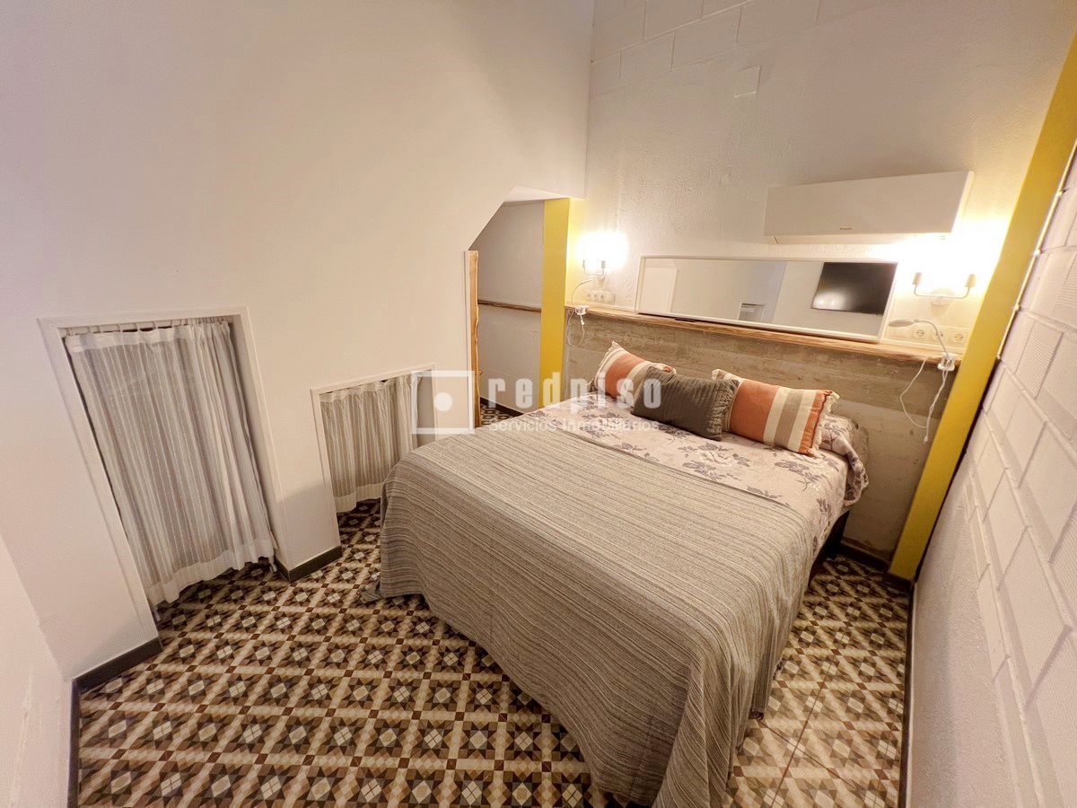 Edificio en venta en calle De Victoria, La Cala Del Moral, Málaga 54/55