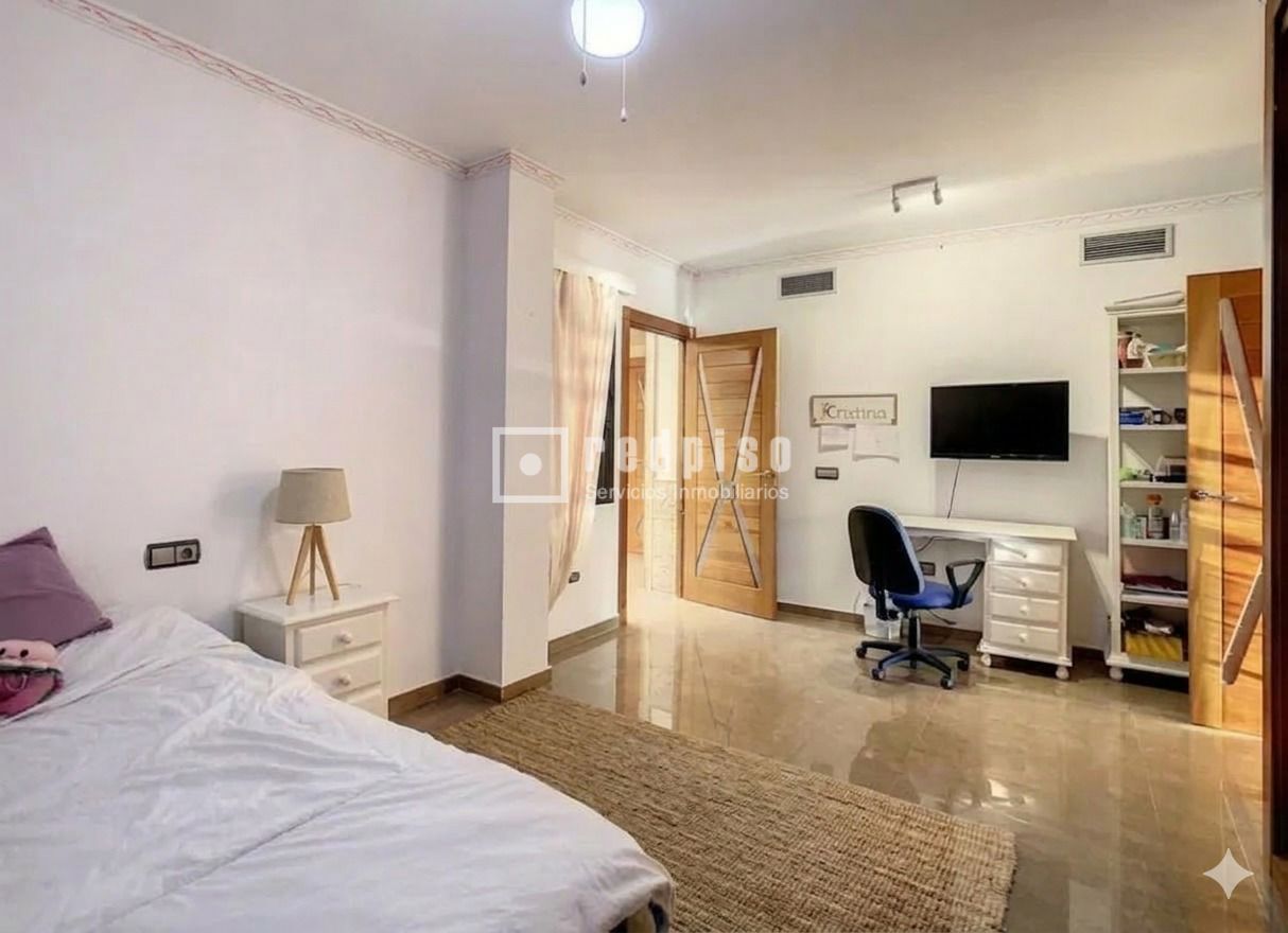 Edificio en venta en Torremolinos, Málaga 10/16