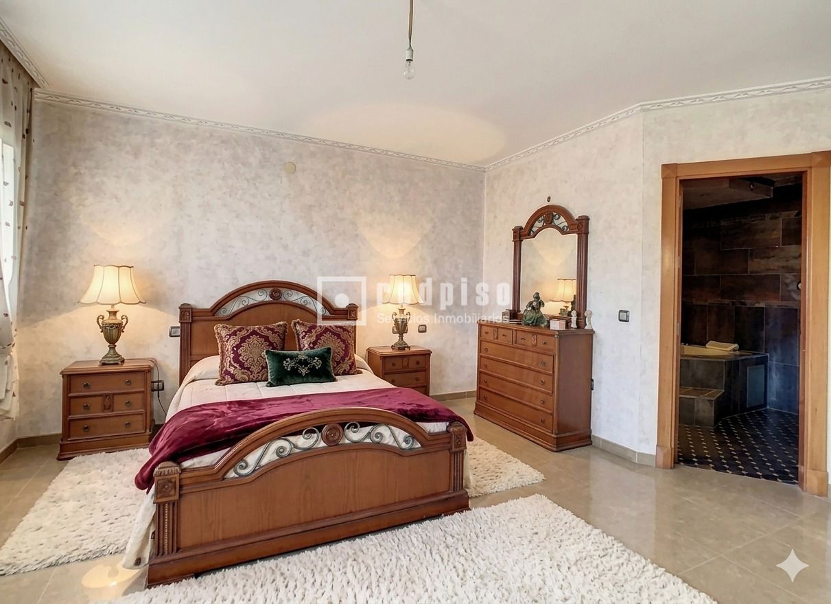 Edificio en venta en Torremolinos, Málaga 9/16