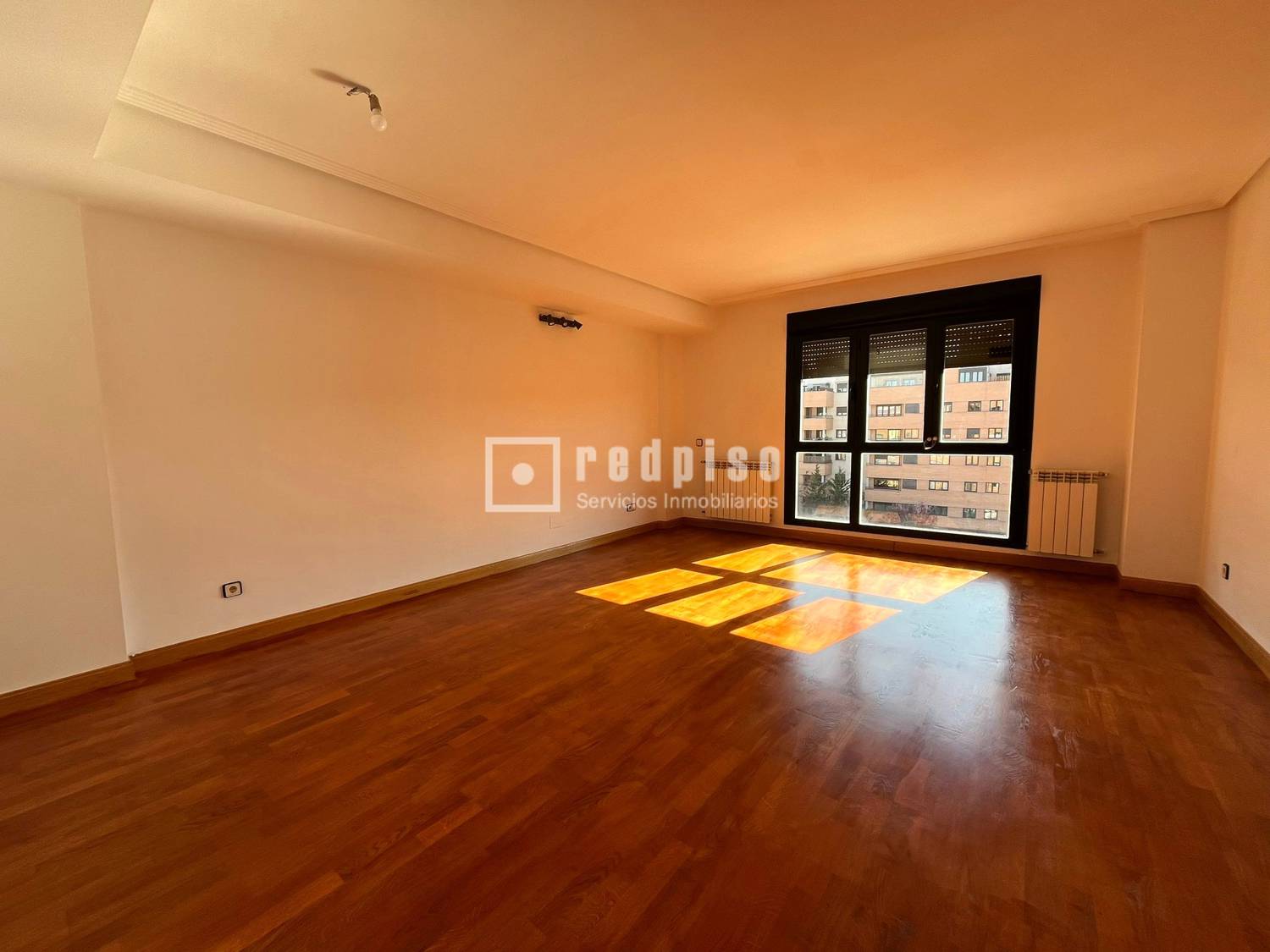 Piso en alquiler en  avenida de Niceto Alcalá Zamora, Madrid  10/39