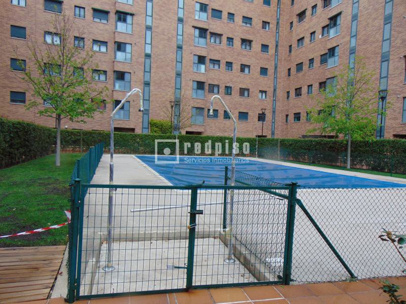 Piso en alquiler en  avenida de Niceto Alcalá Zamora, Madrid  32/39