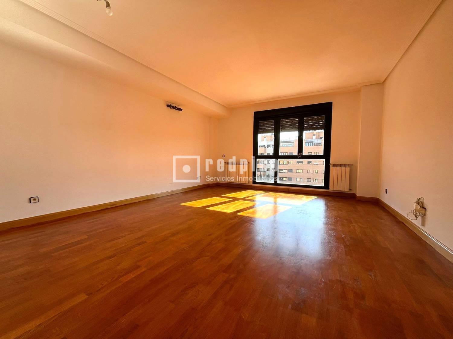 Piso en alquiler en  avenida de Niceto Alcalá Zamora, Madrid  8/39