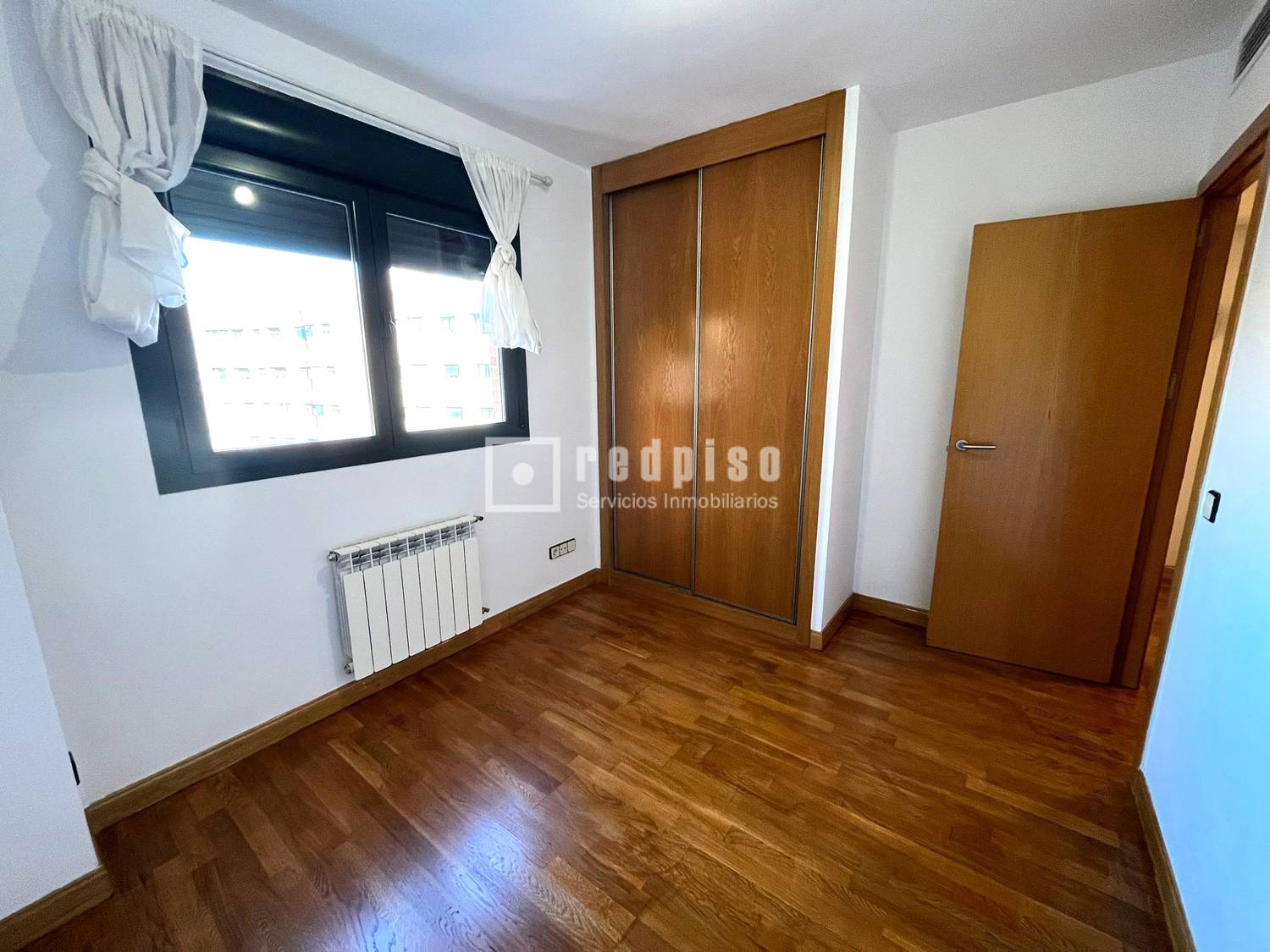 Piso en alquiler en  avenida de Niceto Alcalá Zamora, Madrid  23/39