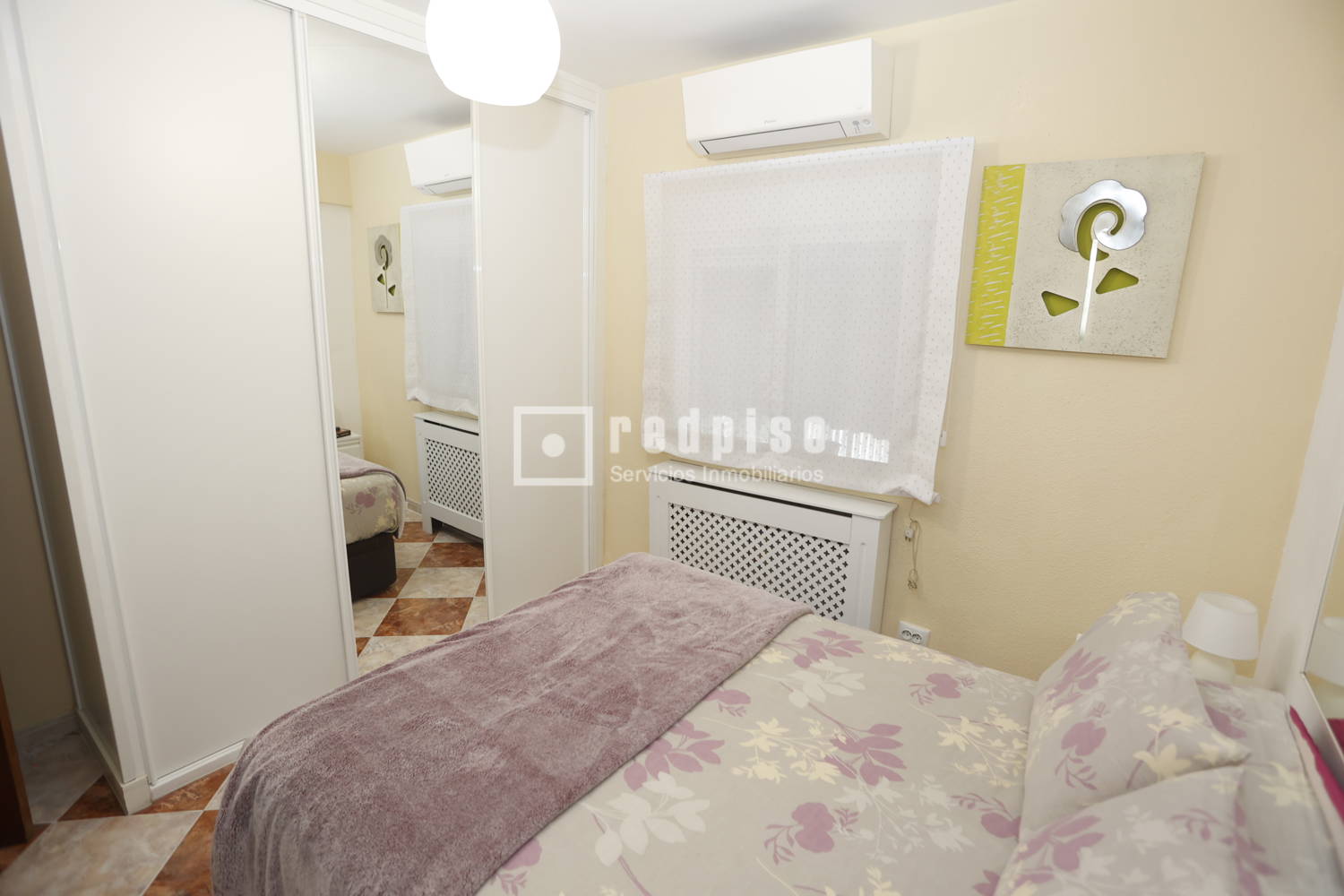 Piso en venta en calle De Juan José Martínez Seco, Villaverde, Madrid 13/15