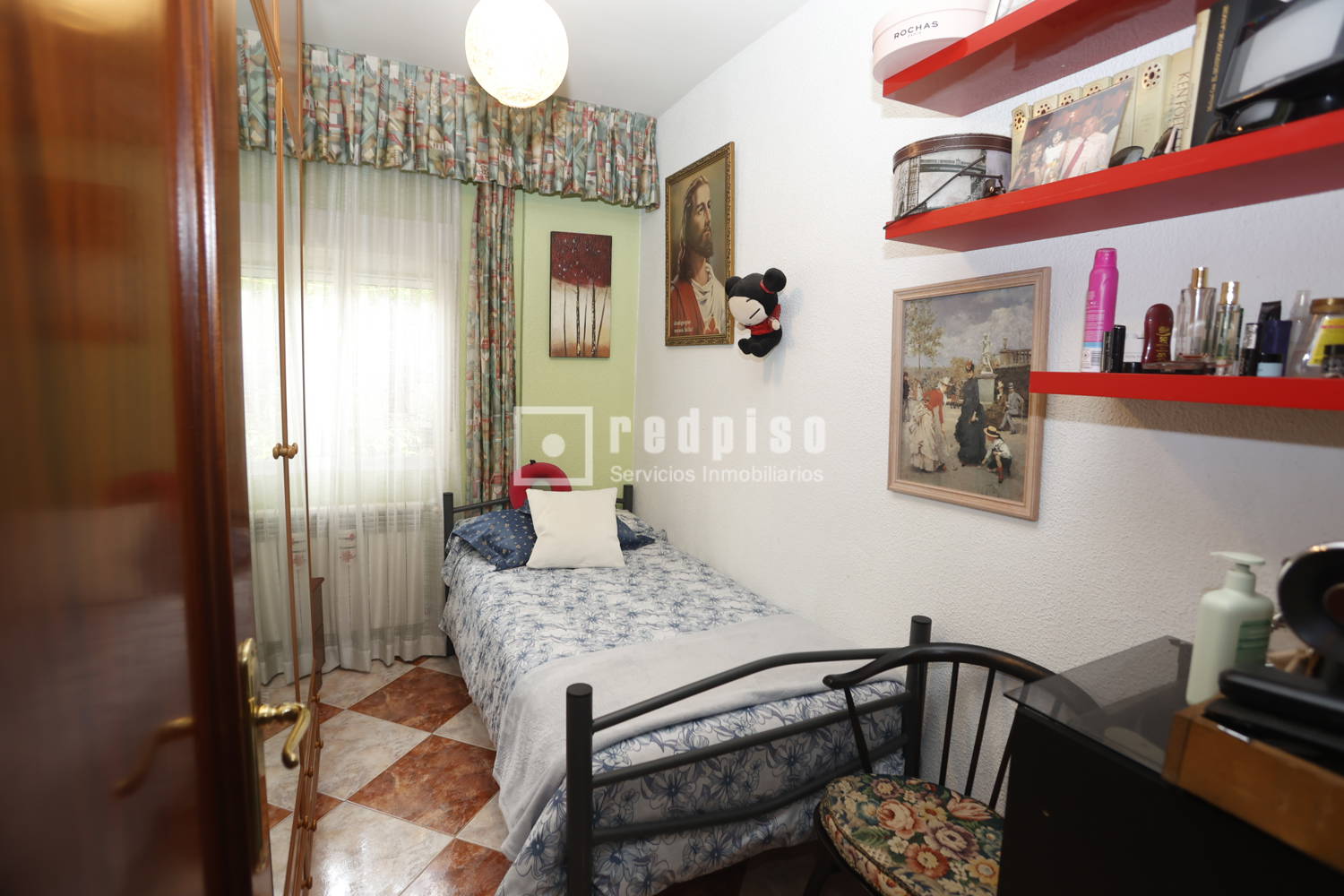 Piso en venta en calle De Juan José Martínez Seco, Villaverde, Madrid 10/15