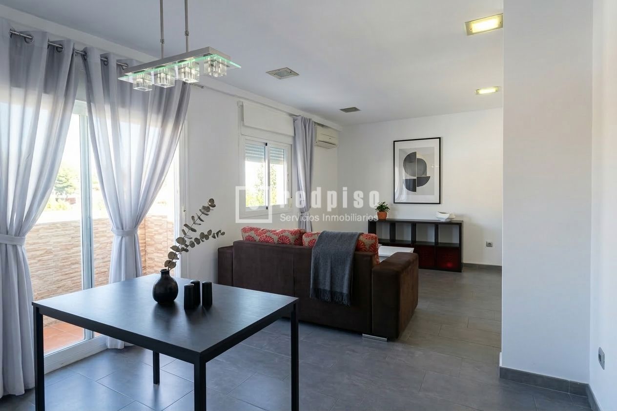 Piso en venta en  calle Leonardo Talens Rivas, Torremolinos, Málaga  1/1