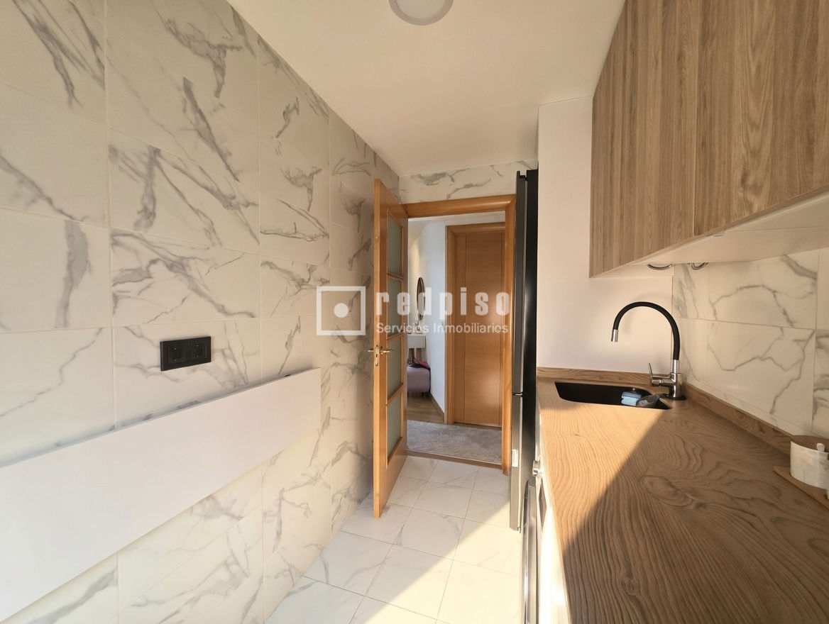 Piso en venta en Alcorcón, Madrid 2/24
