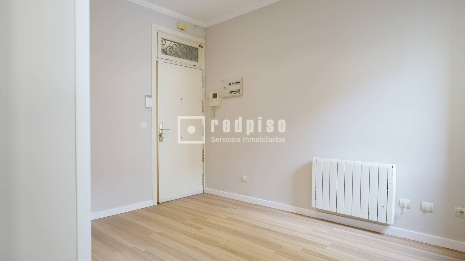 Piso en venta en  calle de Hartzenbusch, Madrid  1/1