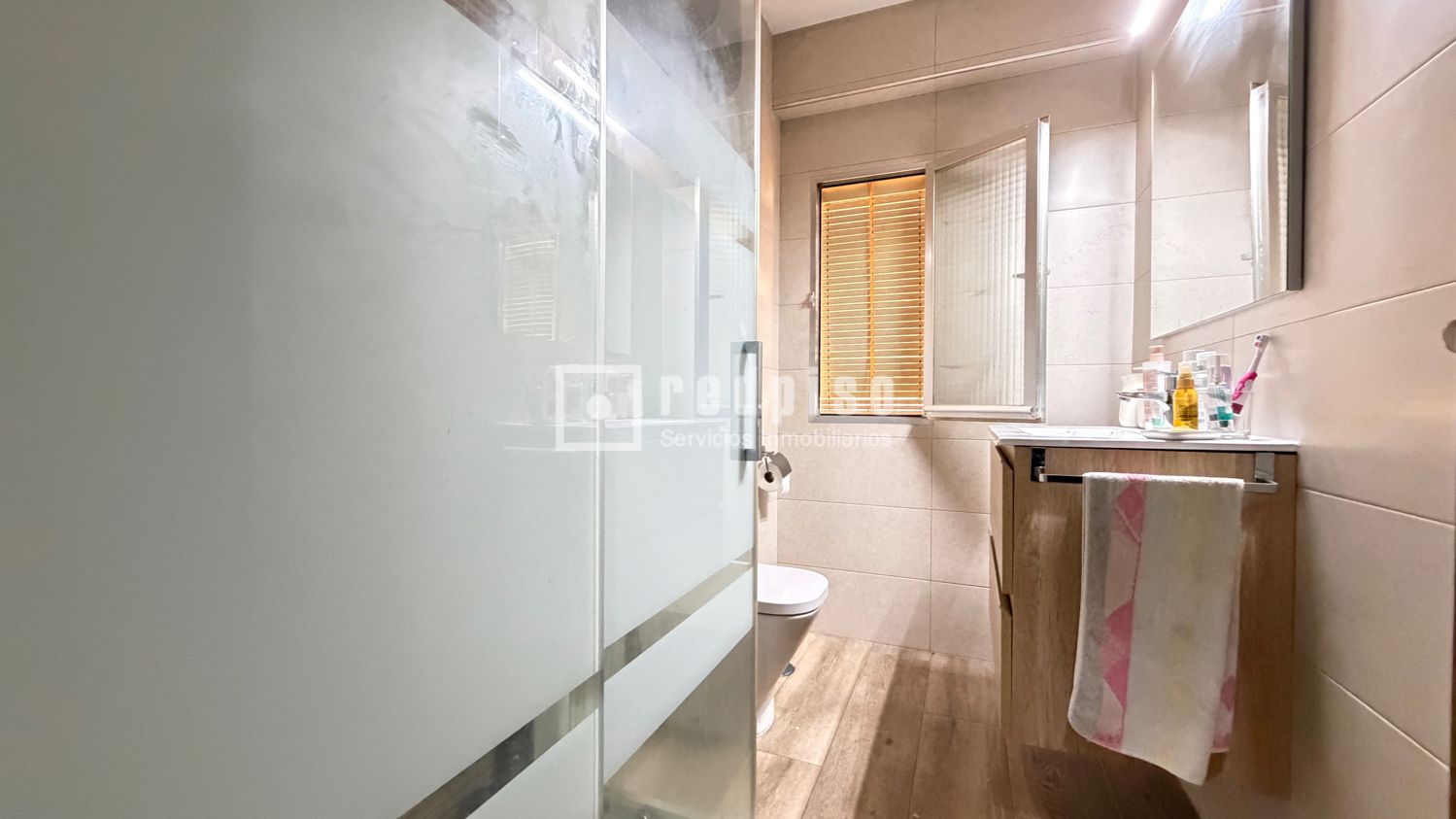 Piso en venta en Zarzaquemada, Madrid 8/16