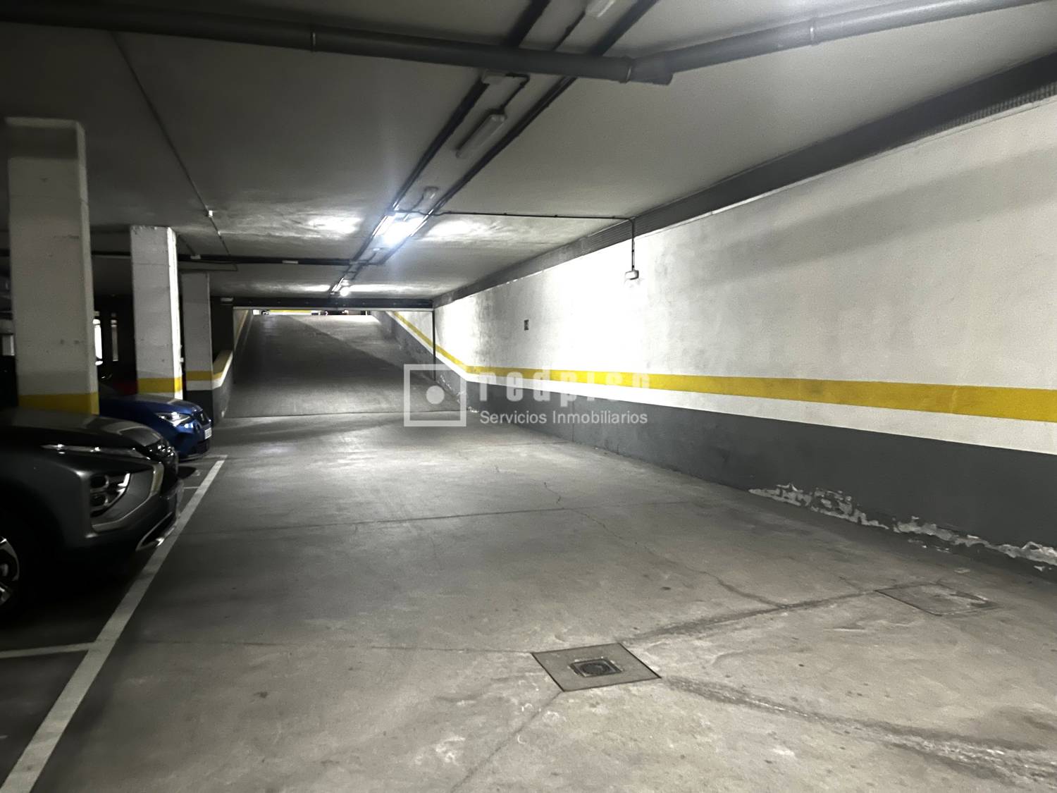 Piso en venta en calle De Los Clarinetes, Madrid, Madrid 21/25