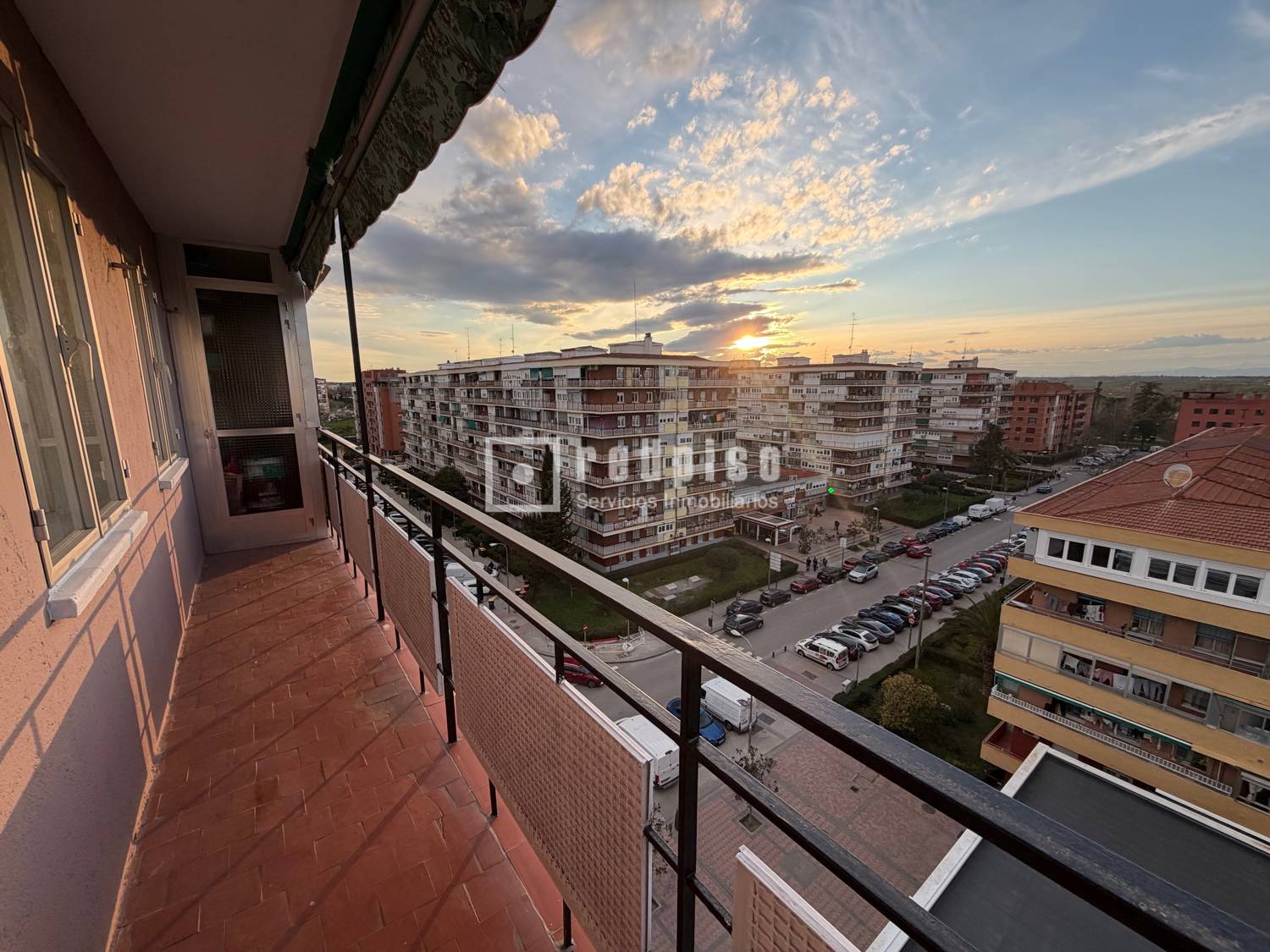 Piso en venta en calle De La Fuente Del Tiro, Madrid, Madrid 12/12