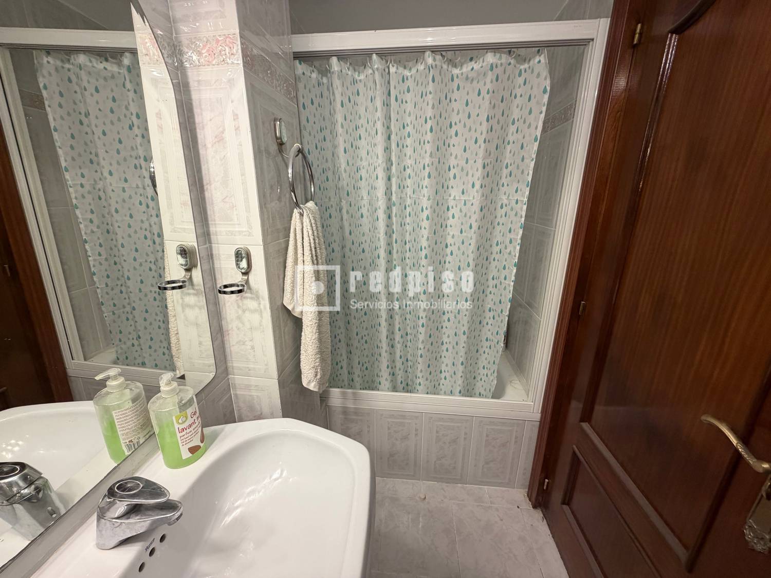 Piso en venta en calle De La Fuente Del Tiro, Madrid, Madrid 8/12