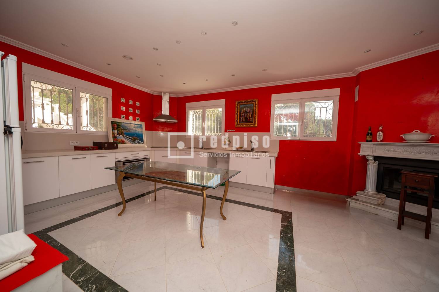 Casa en venta  calle de Mestral, La Masia, Valencia  11/47