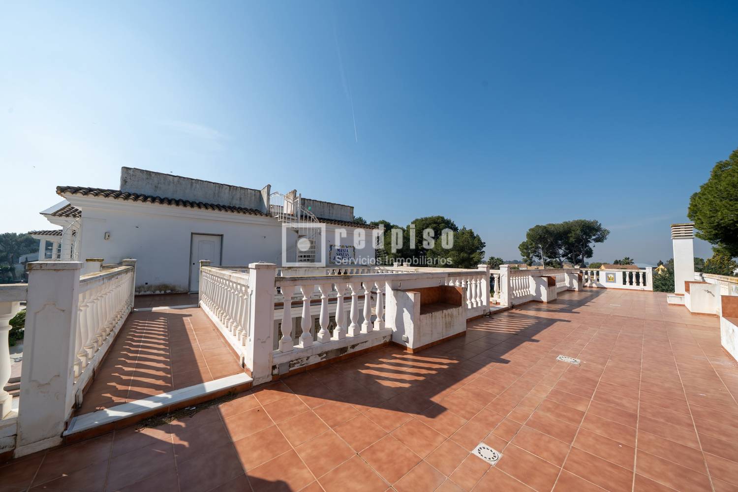 Casa en venta  calle de Mestral, La Masia, Valencia  46/47