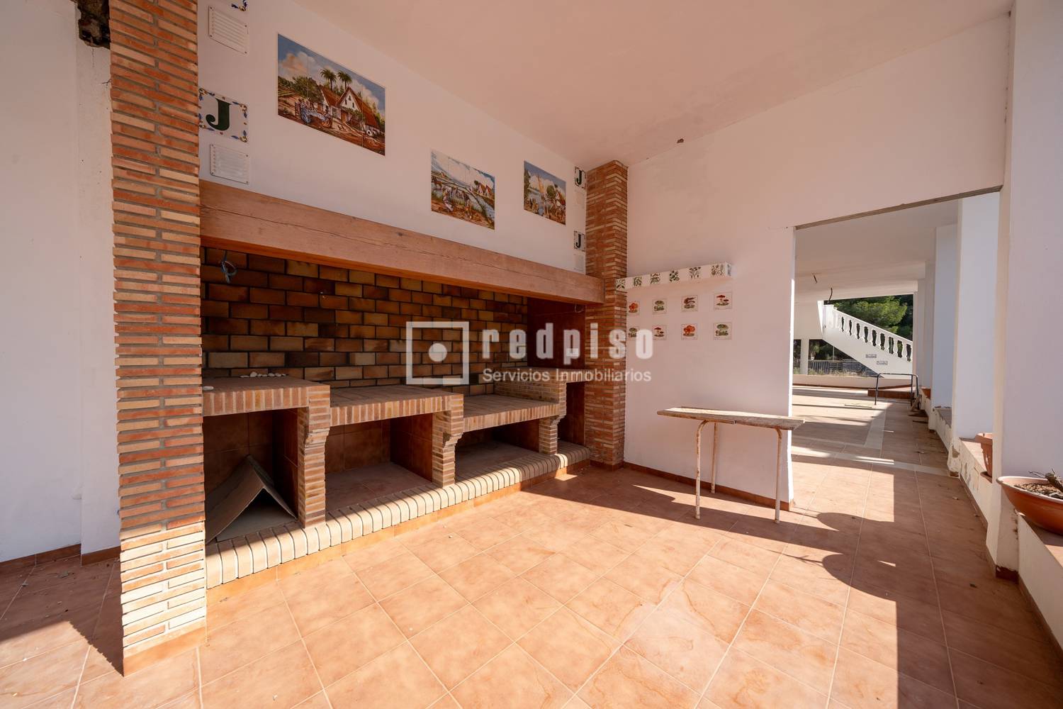 Casa en venta  calle de Mestral, La Masia, Valencia  43/47