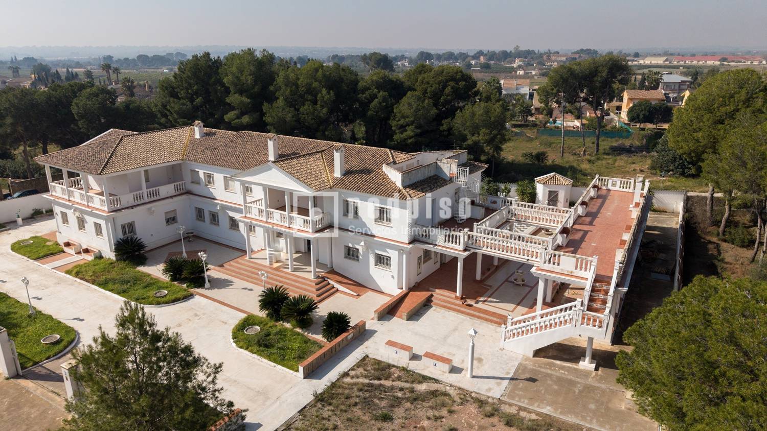 Casa en venta  calle de Mestral, La Masia, Valencia  2/47