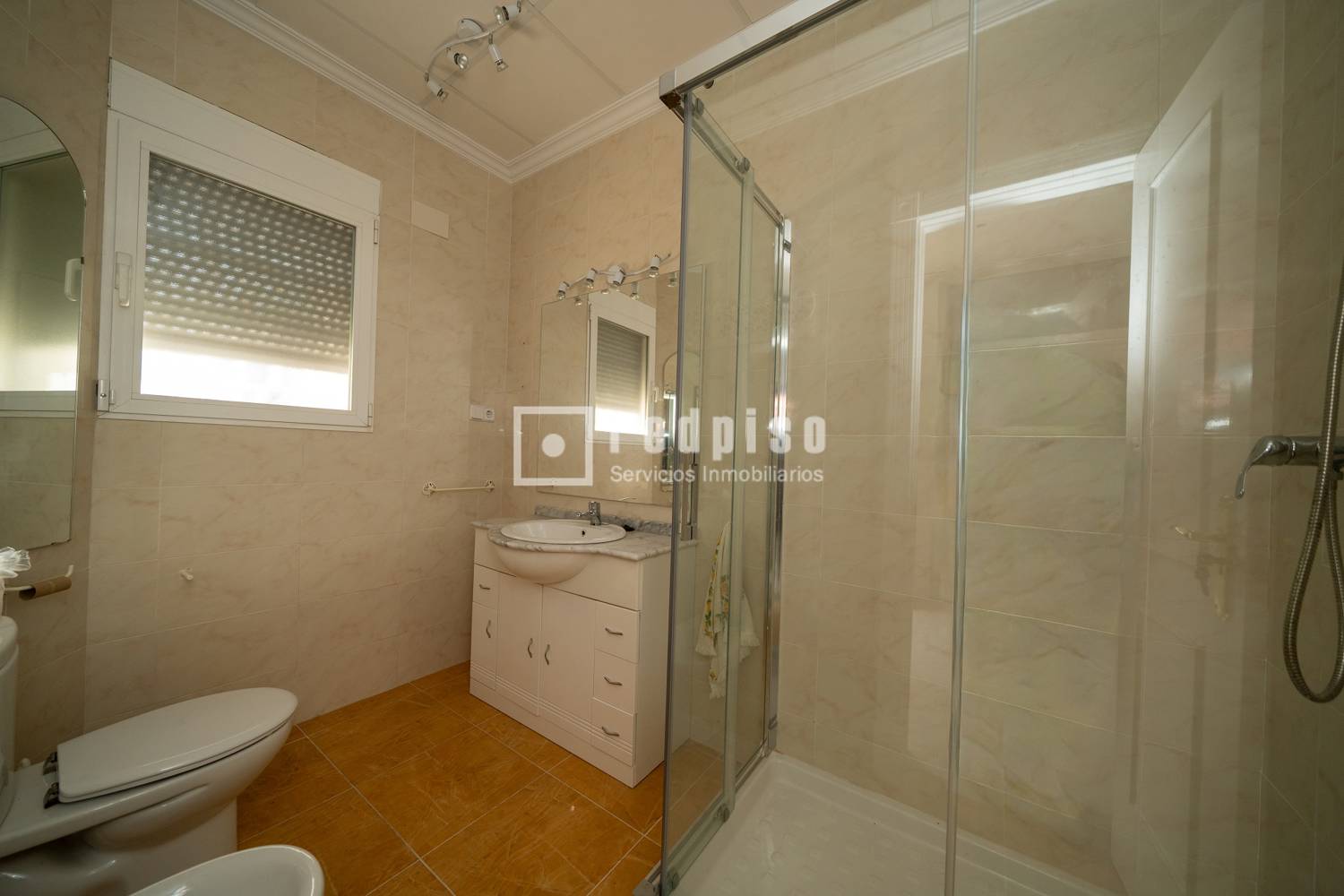 Casa en venta  calle de Mestral, La Masia, Valencia  30/47