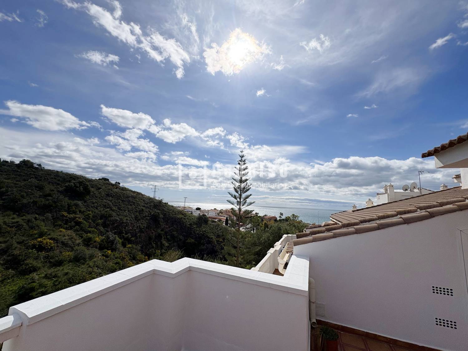 Piso en alquiler en  calle Acebuche, Málaga  3/30