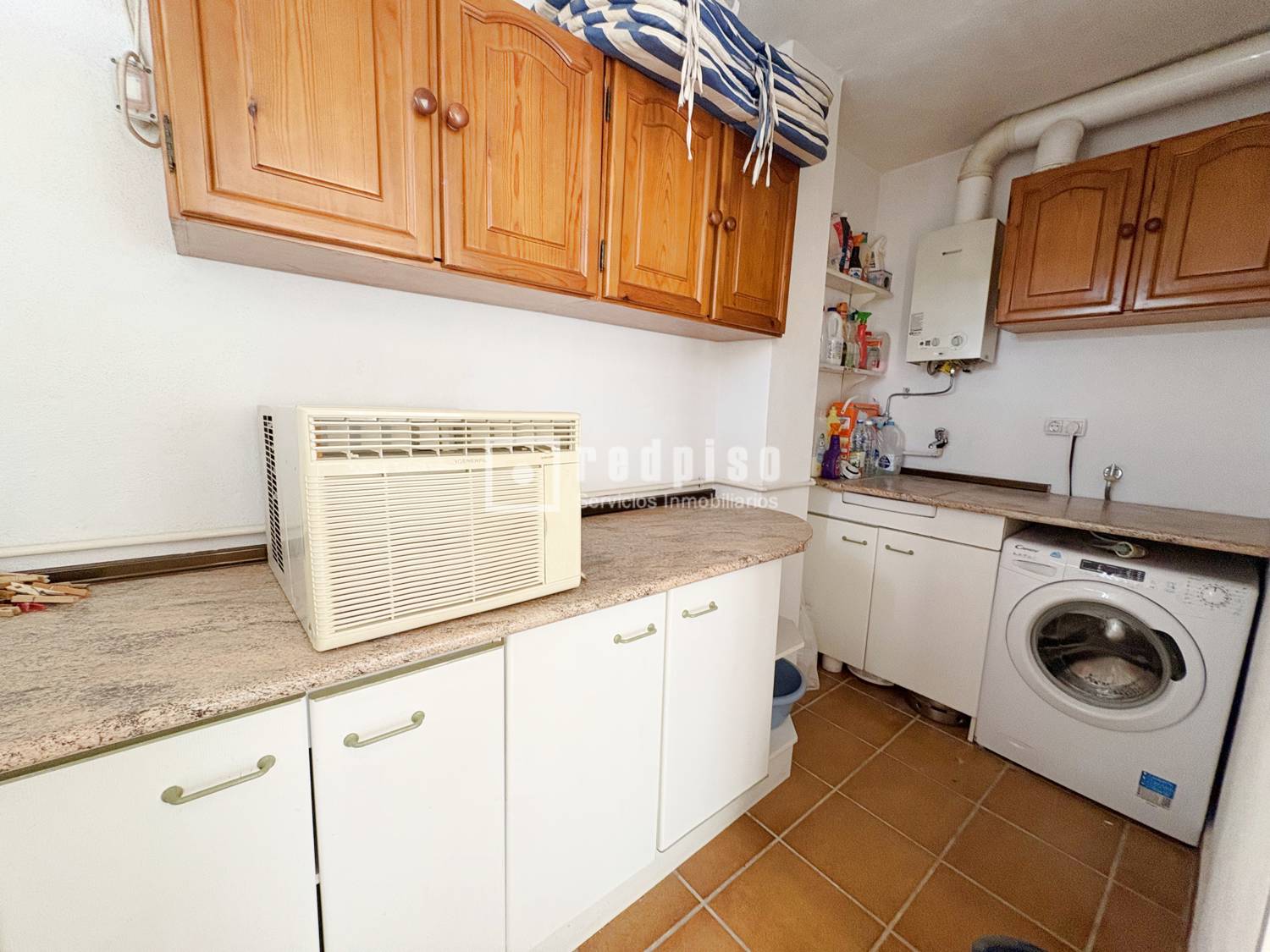 Piso en alquiler en  calle Acebuche, Málaga  25/30