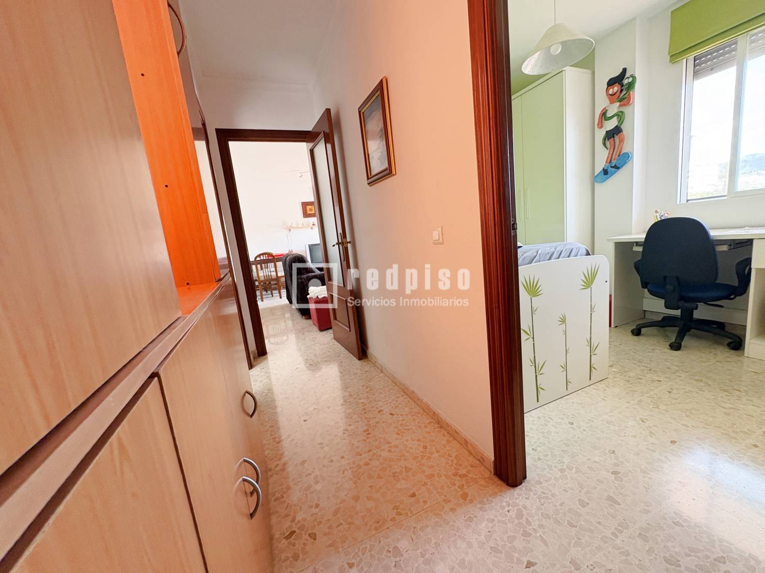 Piso en alquiler en  calle Acebuche, Málaga  9/30