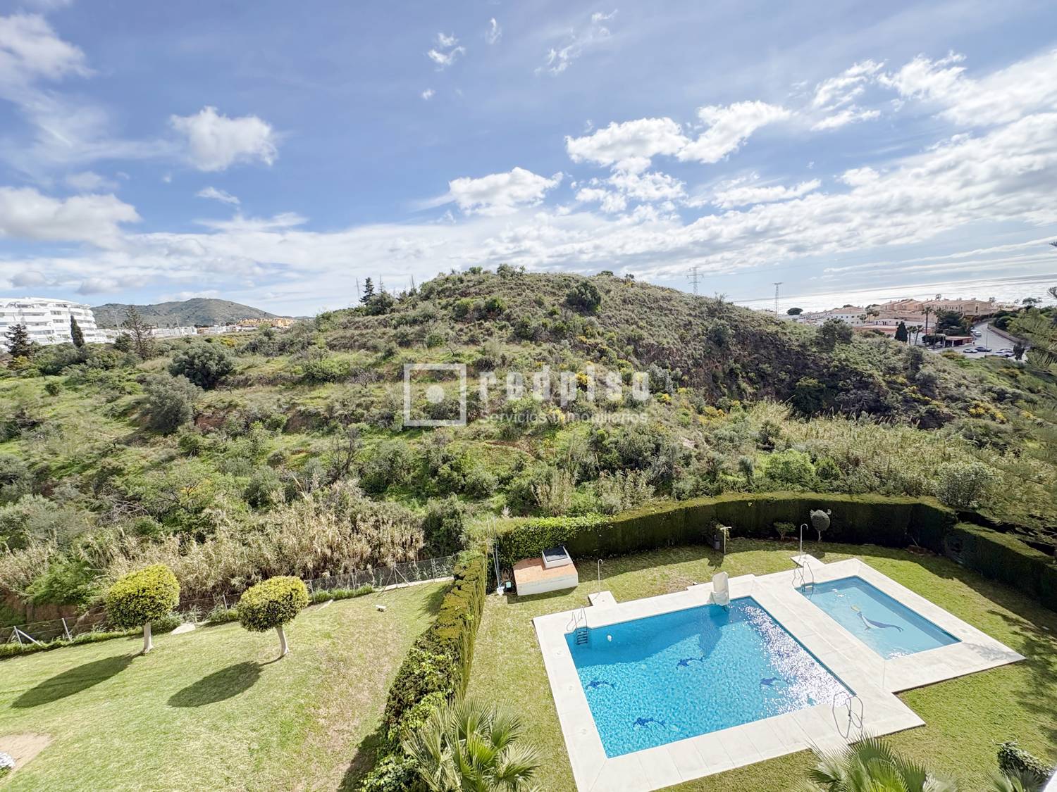 Piso en alquiler en  calle Acebuche, Málaga  1/30