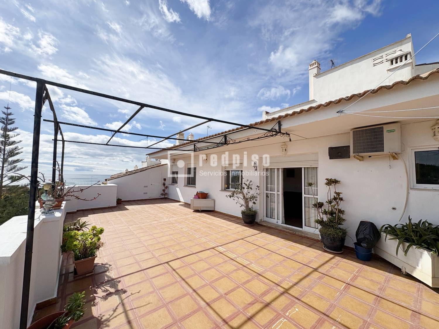 Piso en alquiler en  calle Acebuche, Málaga  6/30