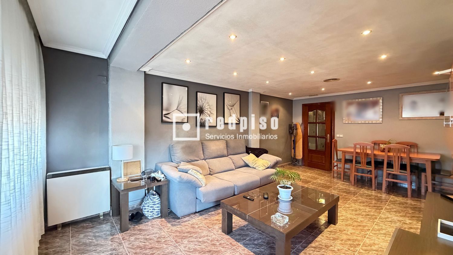 Piso en venta en Zarzaquemada, Madrid 4/19