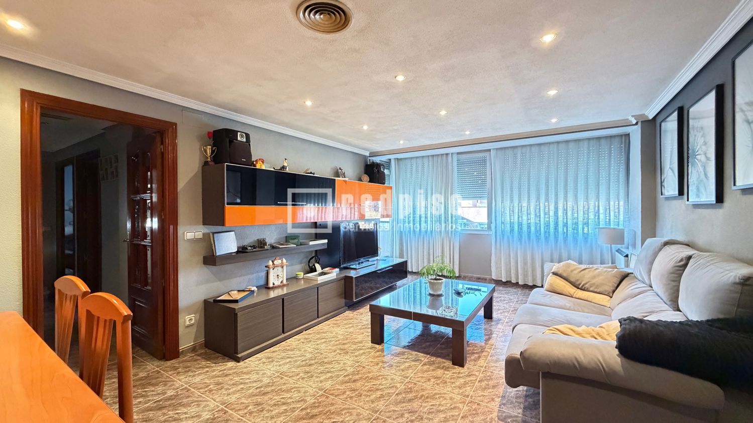 Piso en venta en  Zarzaquemada, Madrid  1/1