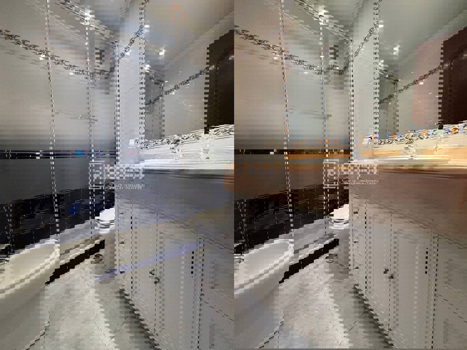 Piso en venta en calle De Alba De Tormes, Madrid, Madrid 8/20