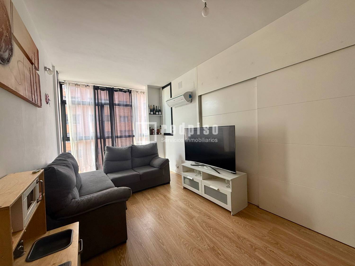 Piso en venta en calle De Martín Muñoz De Las Posadas, Vallecas, Madrid 4/31