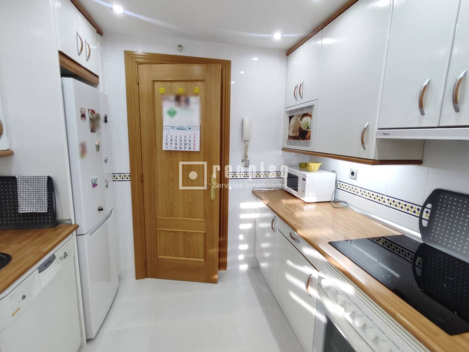 Piso en venta en Los Combos, Madrid 15/56