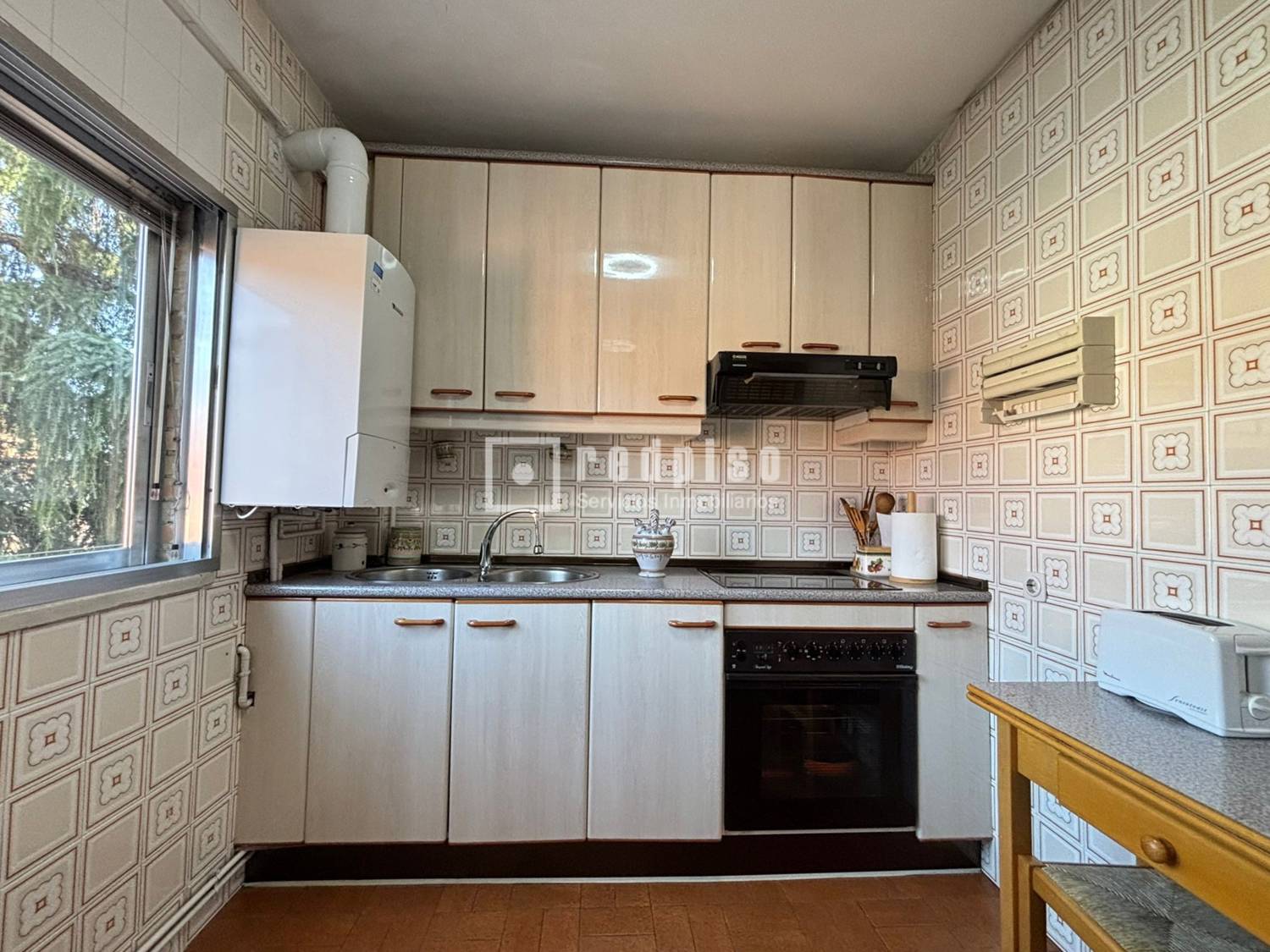 Piso en venta en calle De Eugenia De Montijo, Madrid, Madrid 10/22