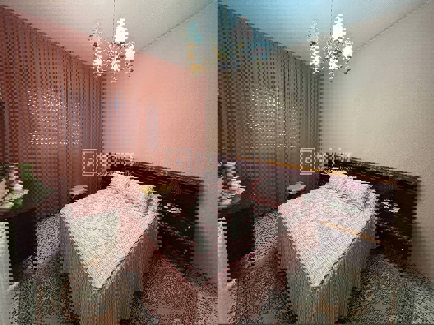 Piso en venta en calle De Eugenia De Montijo, Madrid, Madrid 18/22