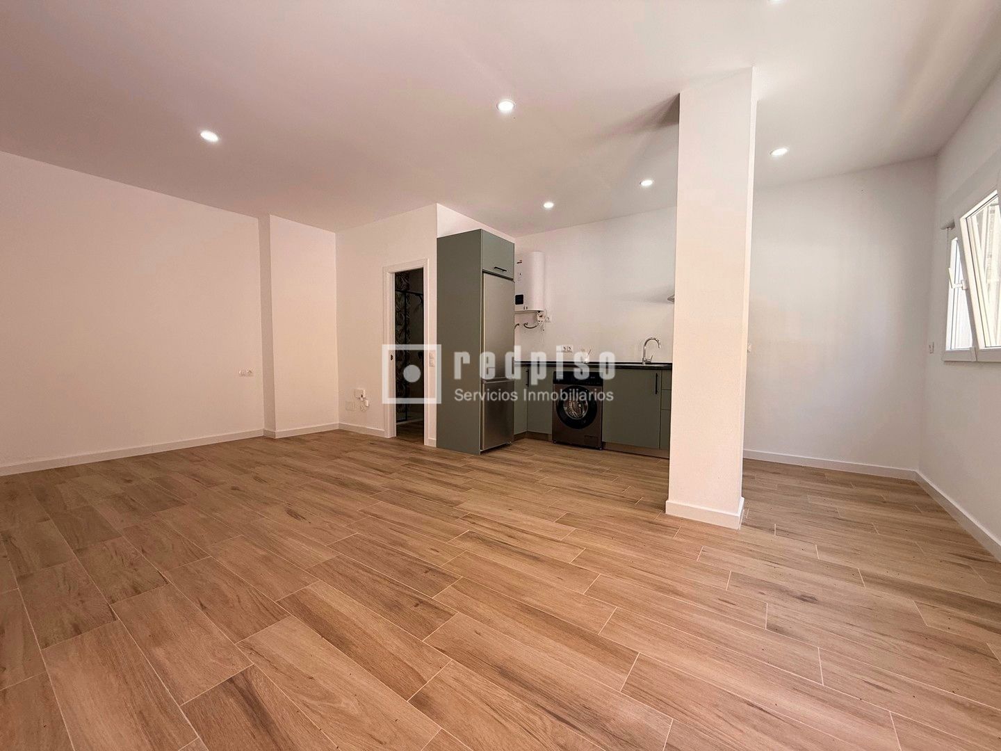 Piso en venta en calle Lágrima, Ciudad Jardín, Málaga 3/19