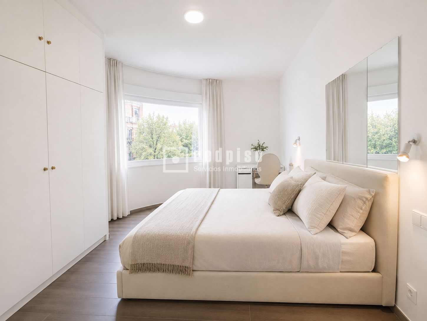 Piso en venta en calle De La Batalla Del Salado, Madrid, Madrid 7/40
