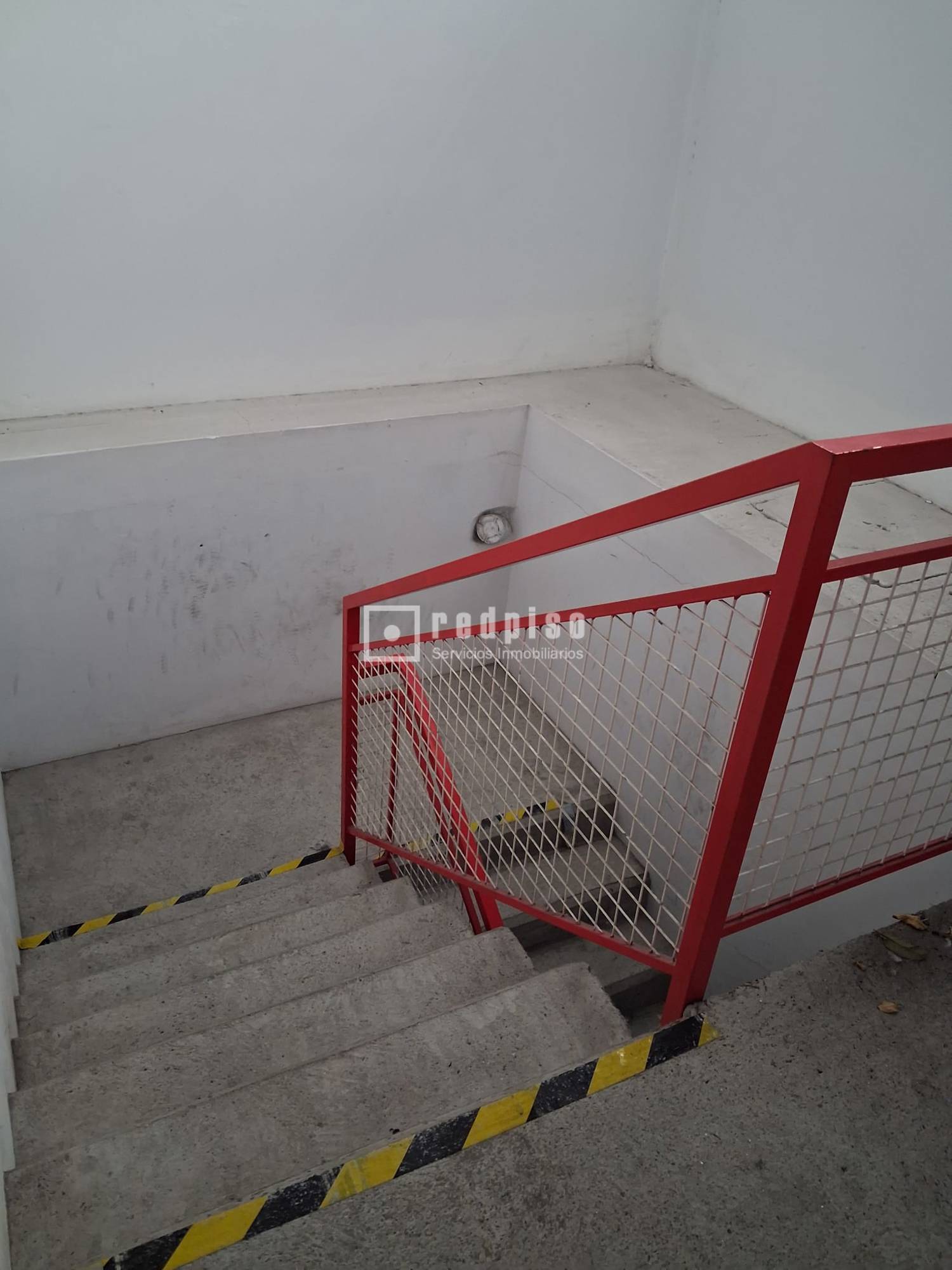 Garaje en venta en  calle de Barcelona, A Coruña  46/57