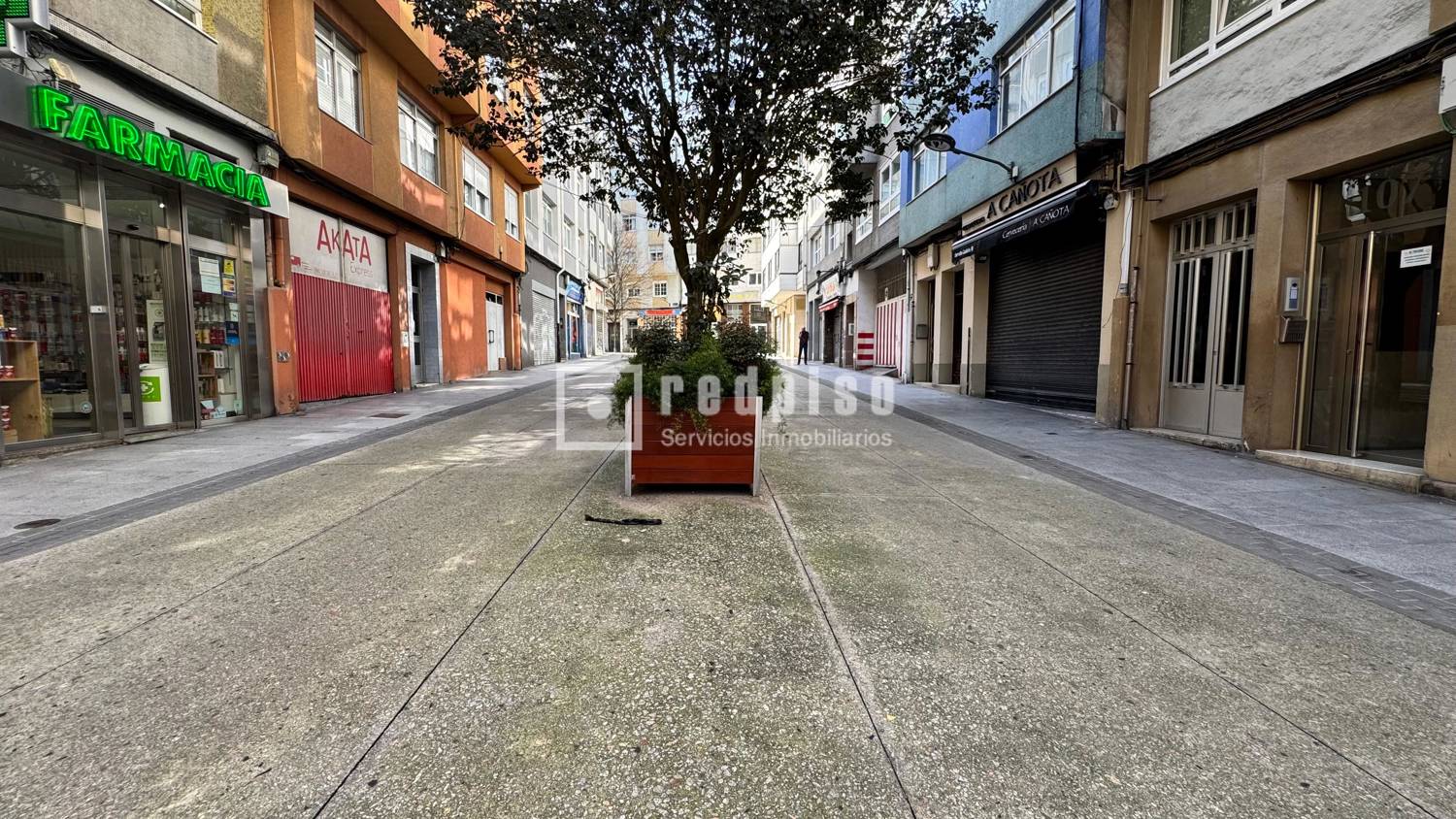 Garaje en venta en  calle de Barcelona, A Coruña  4/57