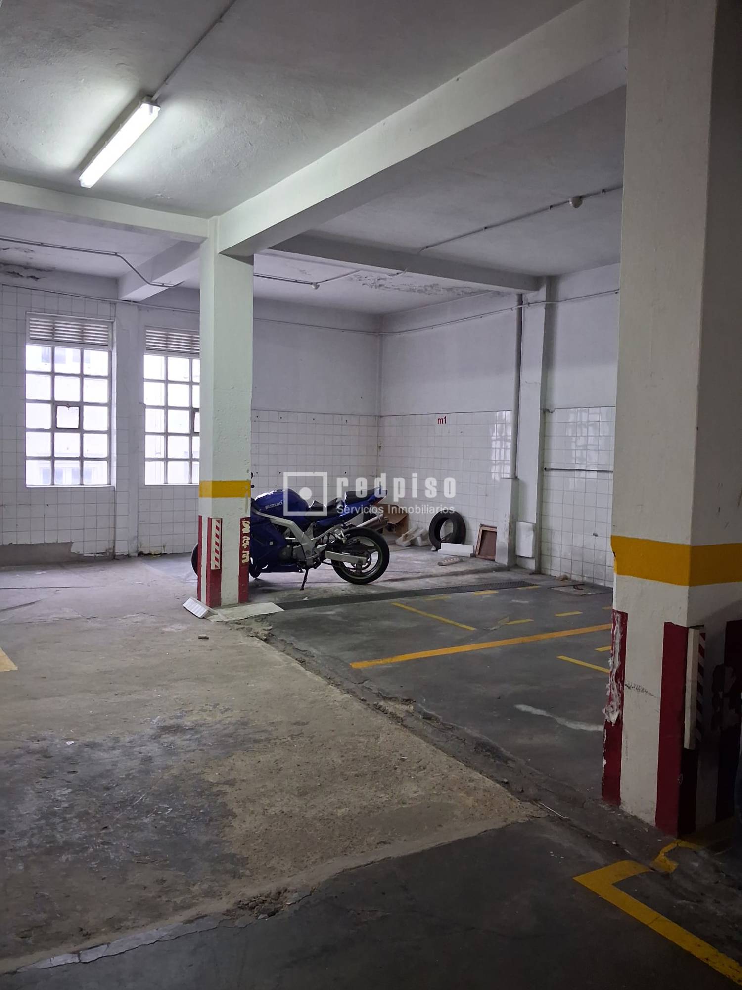 Garaje en venta en  calle de Barcelona, A Coruña  55/57