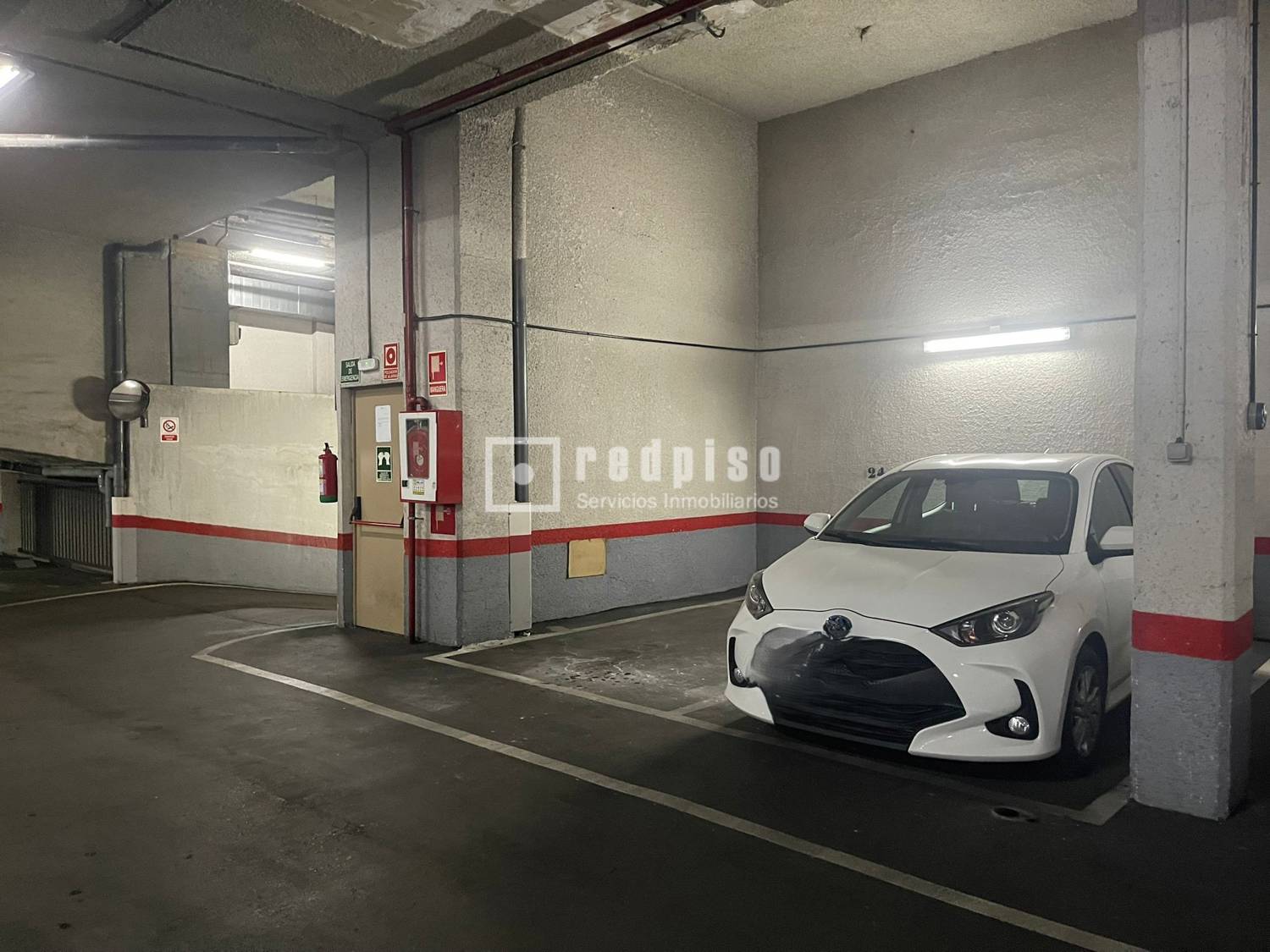 Garaje en alquiler en calle De Méndez Álvaro, Madrid, Madrid 4/5