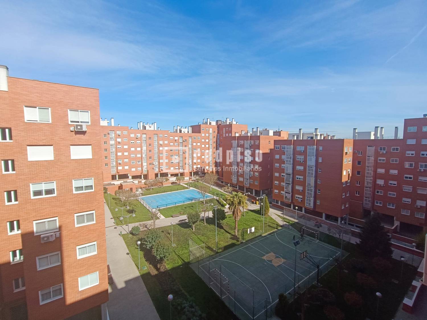 Piso en venta en calle Del Campo De La Torre, Madrid, Madrid 23/27