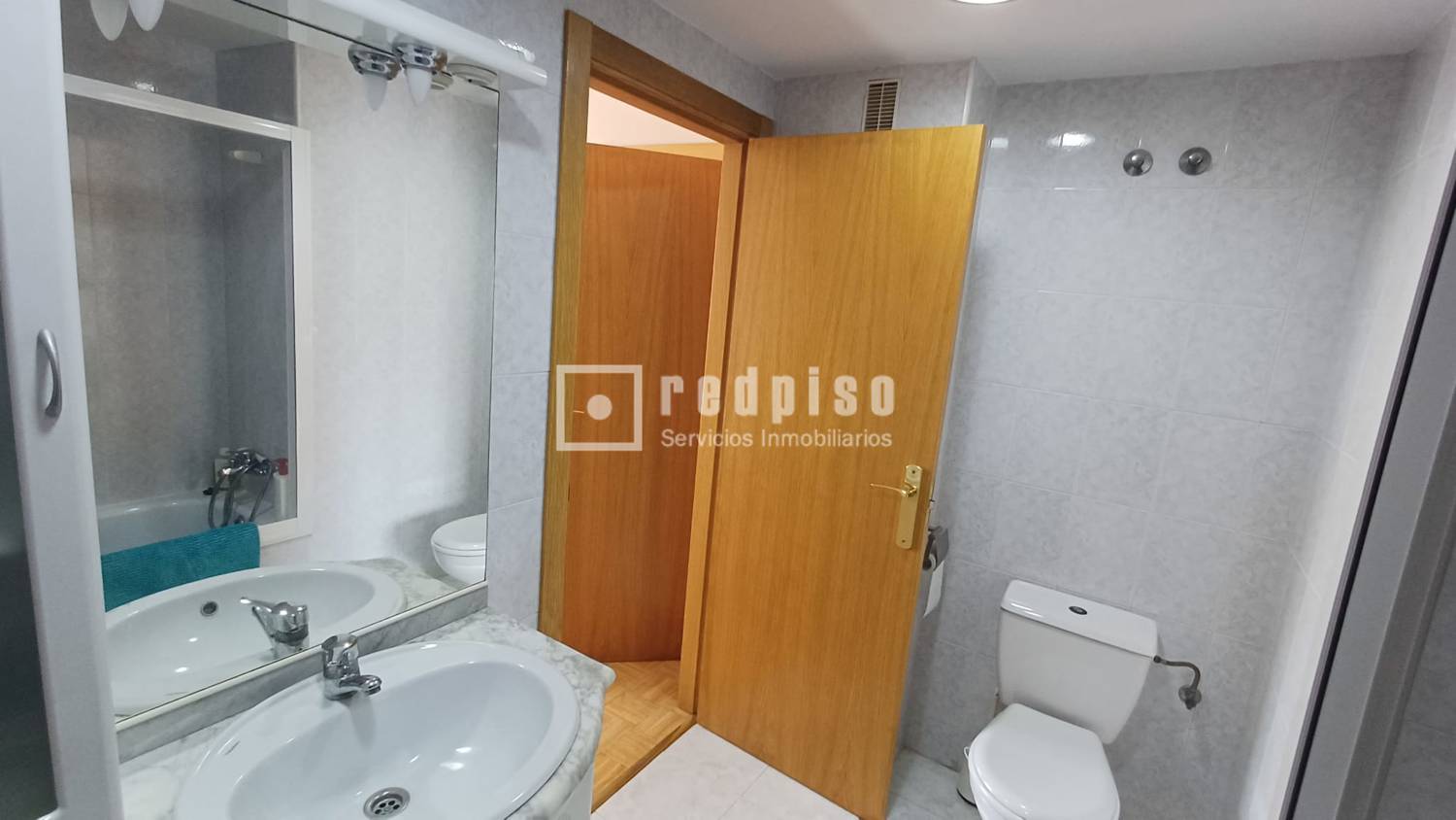 Piso en venta en calle Del Campo De La Torre, Madrid, Madrid 17/27