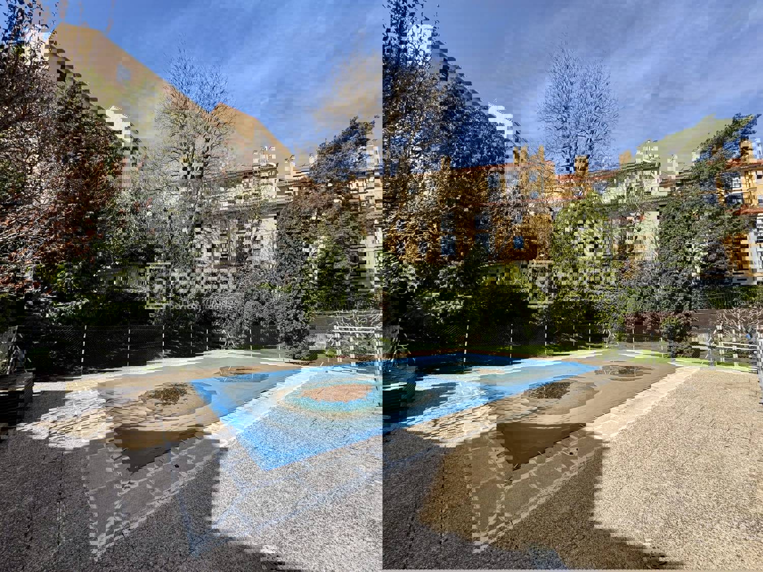 Local en venta en calle De San Francisco, San Lorenzo De El Escorial, Madrid 10/13